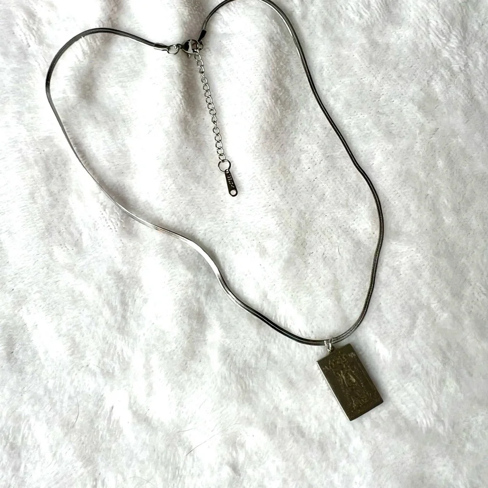 925 Stainless Steel HIGH PRIESTESS Tarot Card Necklace Pendant - Picture 4 of 9